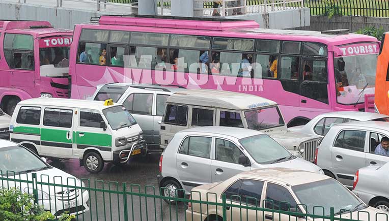 Auto registrations fall year on year by (-) 28.64pc: FADA