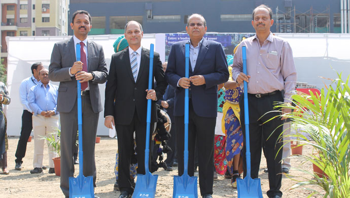 (L to R) Eaton’s Nitin Chalke, MD - India and Sudhakar Potukuchi, VP - Technology with Satish Magar and Umesh Magar from Magarpatta Township Development and Construction Company Limited 