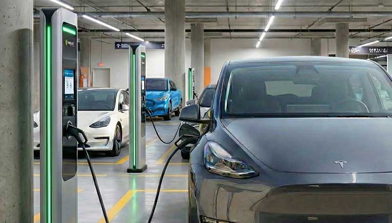 Esyasoft e-Mobility,  Park+ to deploy 10,000 EV chargers across India