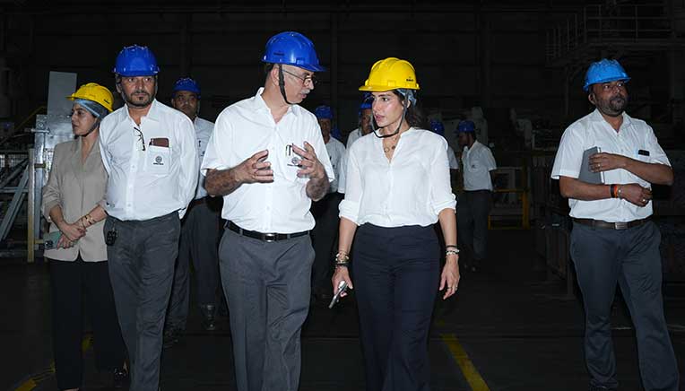 Priya Kapur hails worker excellence at Sona Comstar’s Chakan plant 