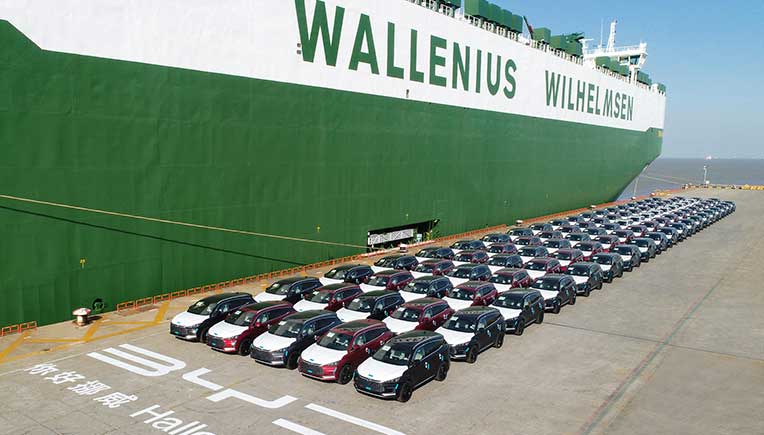 First 100 BYD Tang SUVs set sail for Norway 