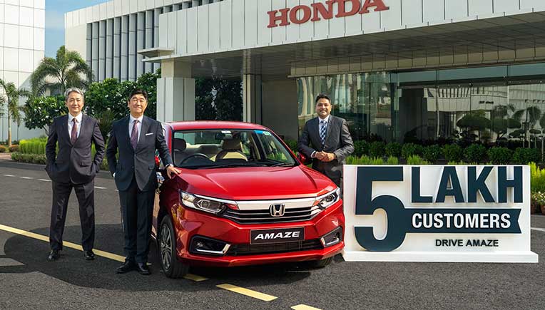 L-R-Yuichi-Murata,-Director-MarketingSales,-Takuya-Tsumura_President--CEO,-Kunal-Behl_VP--Marketing--Sales,-HCIL