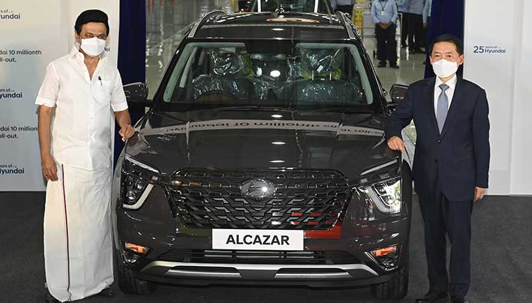 M.K.Stalin, Chief Minister of Tamil Nadu with S S Kim, MD & CEO, Hyundai Motor India