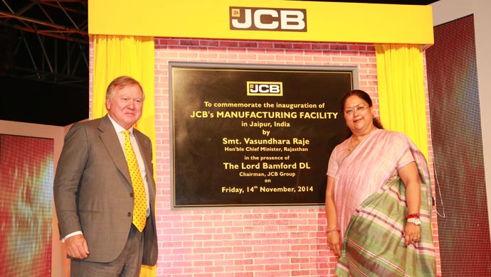 Chief Minister of Rajasthan Vasundhara Raje along with Lord Bamford, Chairman, JCB Group