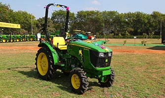 JOHN DEERE 3028EN TRACTOR | LAUNCH AND DRIVE | Motown India - Tractor Launch