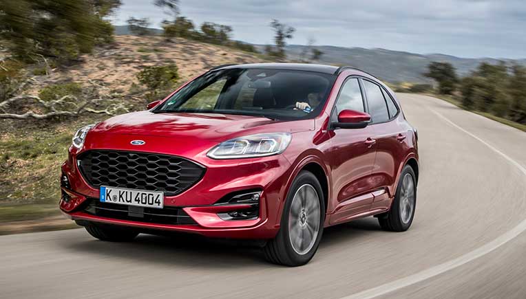 The Ford Kuga is equipped with a highly integrated bolster which is manufactured in hybrid technology from steel panels and the easy-flowing, fiberglass-reinforced polyamide 6 Durethan BKV30H2.0EF