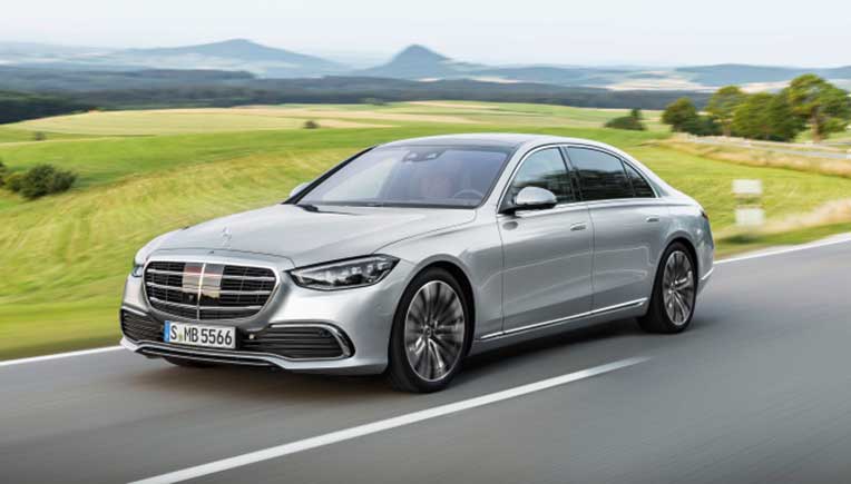 Mercedes Benz leads in luxury car sales in India with 11,242 units in 2021