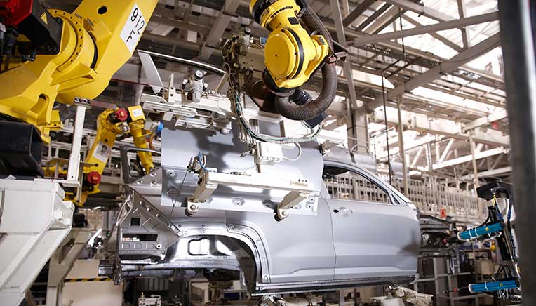 Automatic-Door-Fitment-in-Weld-Shop