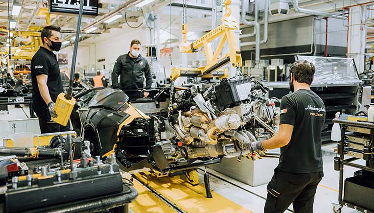 Record-breaking 2021 for Automobili Lamborghini with 8,405 cars delivered