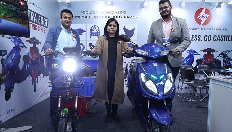 L-R-Yogesh-Kumar-Lath,-Founder-&-COO,-Seema-Lath,-Director,-Saket-Agarwal,-Director-JPG