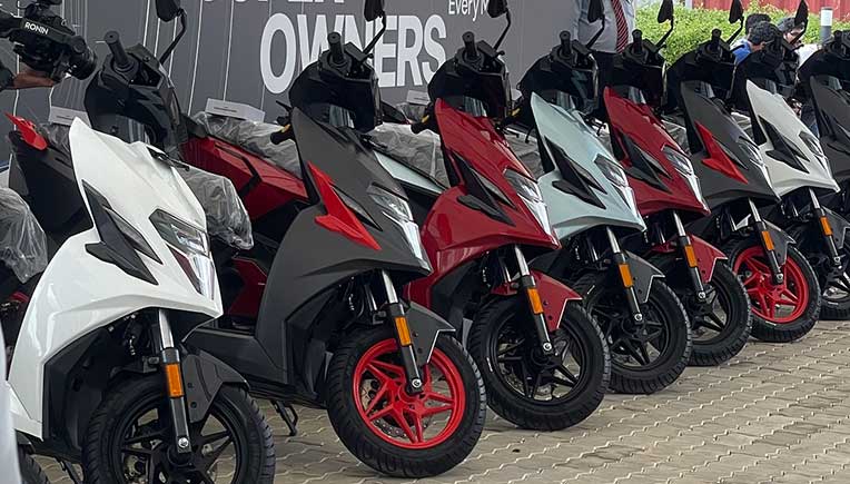 Simple Energy starts deliveries of Simple One electric scooter