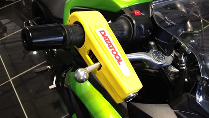 Throttle lock
