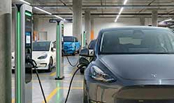 Esyasoft e-Mobility,  Park+ to deploy 10,000 EV chargers across India