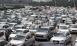 Fiscal 2020-21, April 2021 vehicle registrations down (-) 38pc, (-) 28 pc: FADA