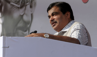 Gadkari hails SAARC Motor Vehicle Agreement 