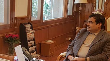 Govt to implement Methanol 15 pc blending with petrol, says Gadkari