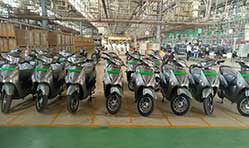 Hero Electric rolls out e-scooters from Mahindra’s Pithampur plant