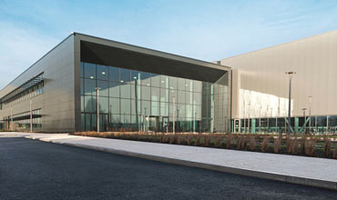 Jaguar Land Rover opens engine plant in UK