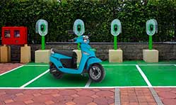 Mobility-tech startup Bijliride partners with DeCharge, Bolt. Earth