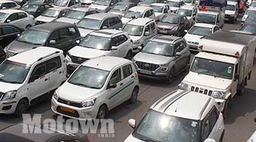Steep hike in private ICE vehicle registration fees proposed