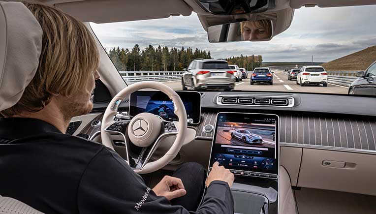 Pictures courtesy Mercedes-Benz