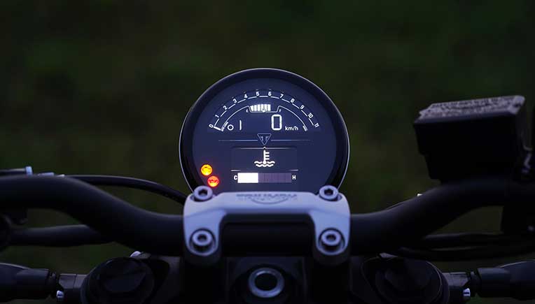 BIKE REVIEW- 2021 Triumph Trident 660: The Triple Treat!