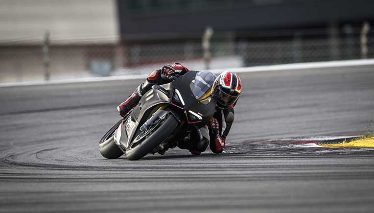 MY22_Ducati_Panigale_V4_SP2