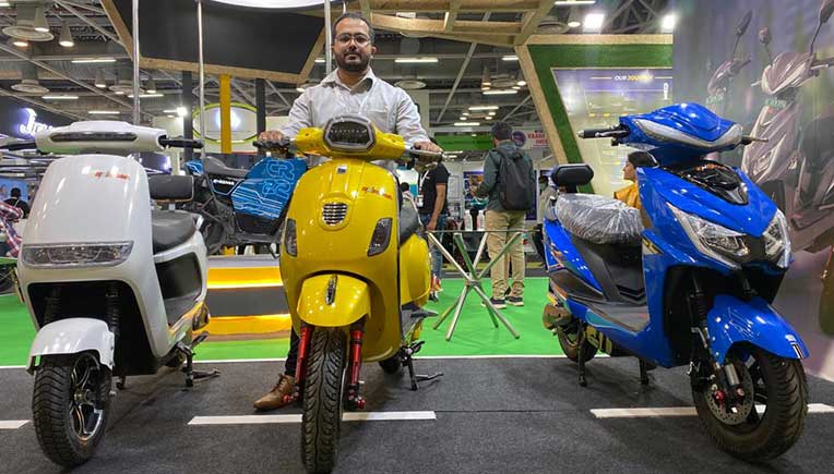Enigma showcases 6 e-scooters, prototype motorcycle CR22 
