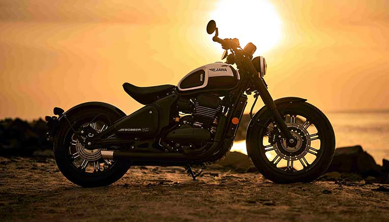 Jawa 42 Bobber Black Mirror 