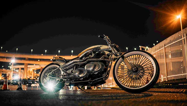 Royal Enfield showcases “Vita” , “Carolina Reaper” at Japan custom show