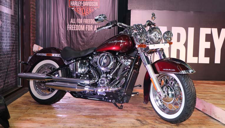 Harley-Davidson Deluxe