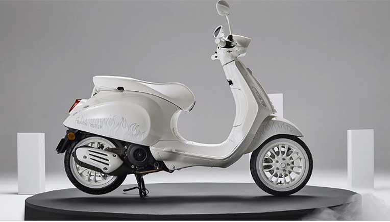 Justin Bieber x Vespa