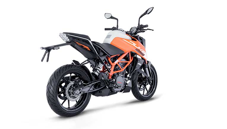 KTM launches all-new MY21 KTM 125 Duke at Rs 1,50,010