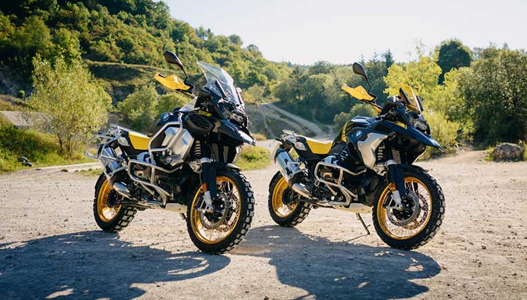 BMW-R-1250-GS-and-BMW-R-1250-GS-Adventure
