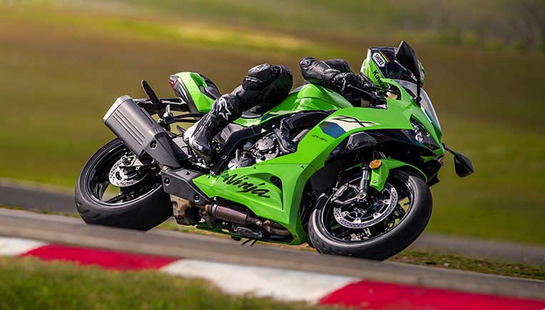 New MY26 Kawasaki Ninja ZX-6R launched at Rs 11.69 lakh onward.