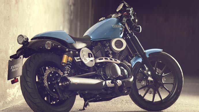What distinguishes the new XV950 Racer from other models is its forward-leaning riding position that gives the rider a great sense of unity 