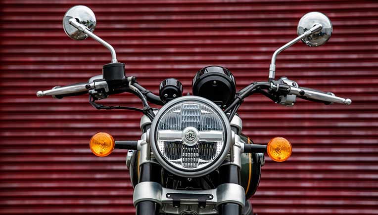 Royal Enfield unveils Super Meteor 650 at Eicma 2022