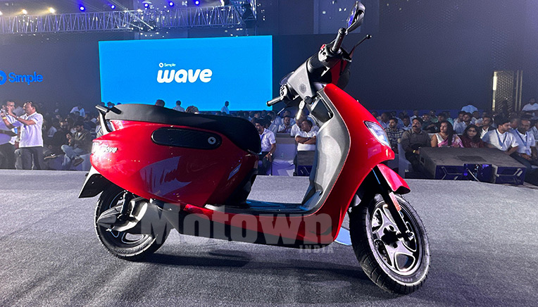  Simple Energy launches Simple Wave, its first family scooter