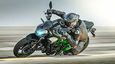 All-new MY25 Kawasaki Z900 launched at Rs 9,52,000/- onwards
