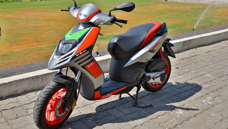 Aprilia SR 150 Race First Ride 