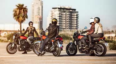 Classic Kawasaki Z900RS introduced at Rs 15,30,000 