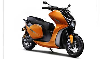 Everve Motors unveils maiden luxury e-scooter EF1