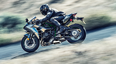 Kawasaki launches MY19 Ninja H2, H2 Carbon & H2R in India