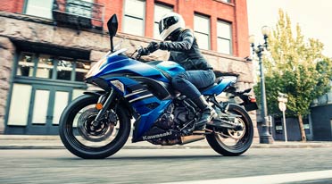 Ninja 650 ABS in blue colour launched for Rs 5,53,000