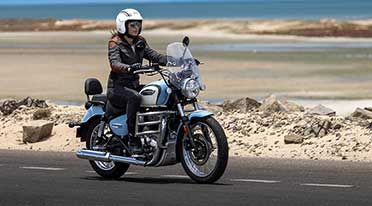 Royal Enfield Meteor 350 gets Aurora colour variant at Rs 2.20 lakh