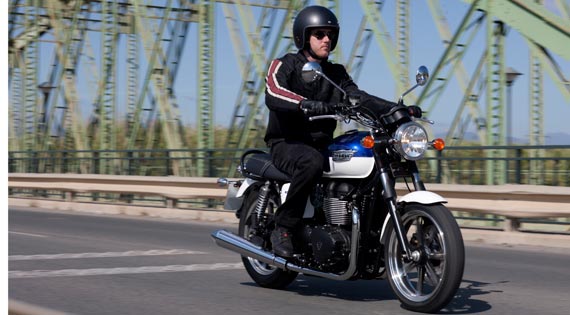 Triumph Motorcycles celebrates 1600+ customers