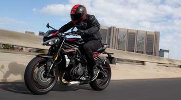 Triumph launches Street Triple ‘R’ at Rs 8.84 lakh