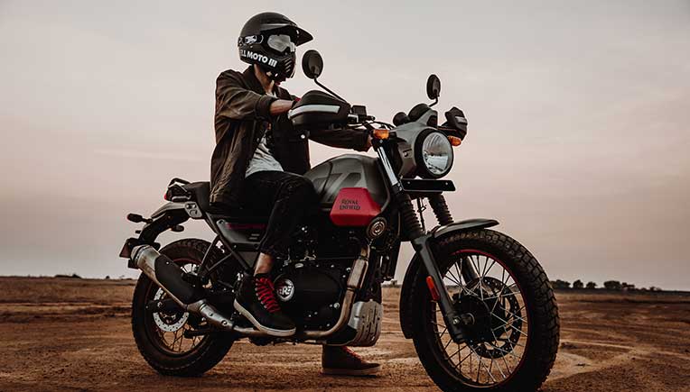 Two-wheeler sales show robust growth in April 2022