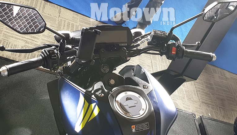 Yamaha MT-15 (155cc) motorcycle launched at Rs 1,36,000