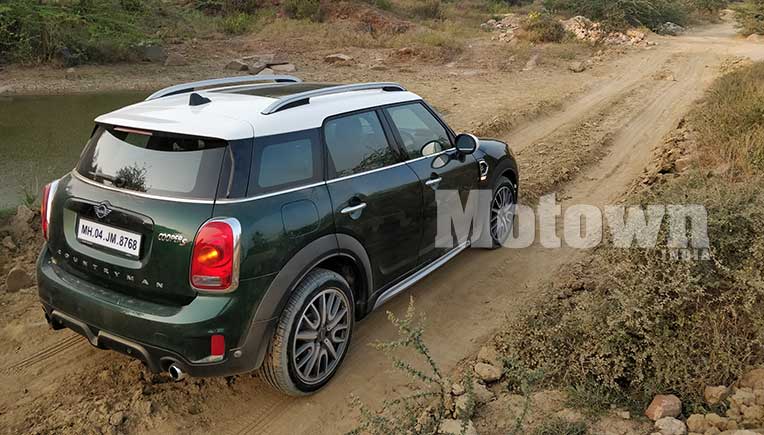 Countryman Cooper S JCW Inspired on road Price  MINI Countryman Cooper S  JCW Inspired Features & Specs